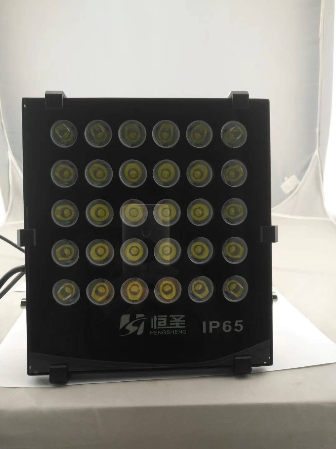30 watt floodlight aluminum substrate